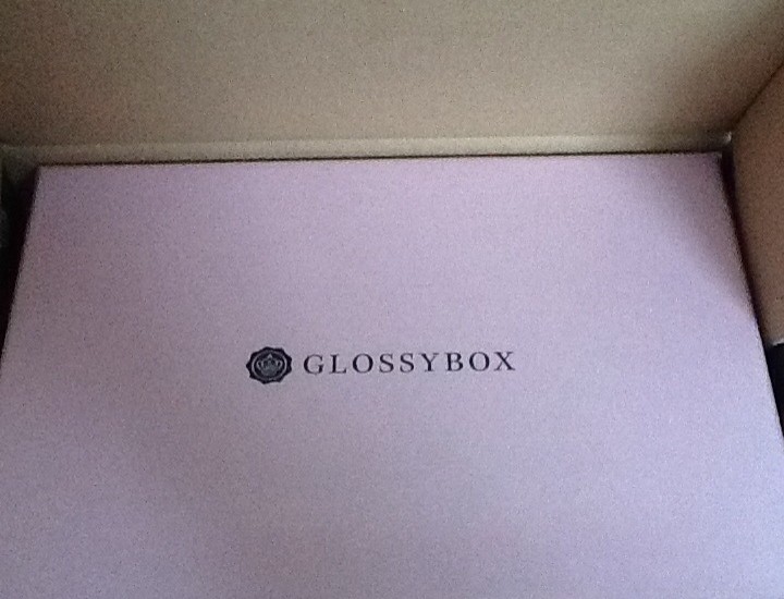 UNBOXING – Glossybox Mai 2014