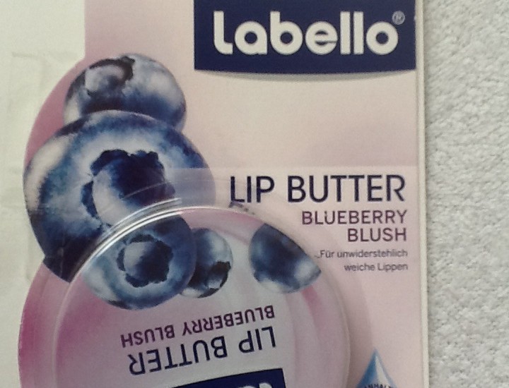 Rossmann Produkttest: Labello Lip Butter Blueberry Blush